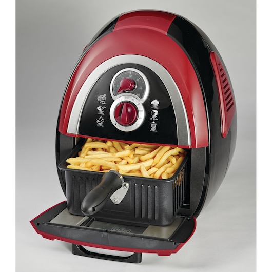 BLACKDECKER AF500 air fryer with red and black design, front view, basket open filled with fries.