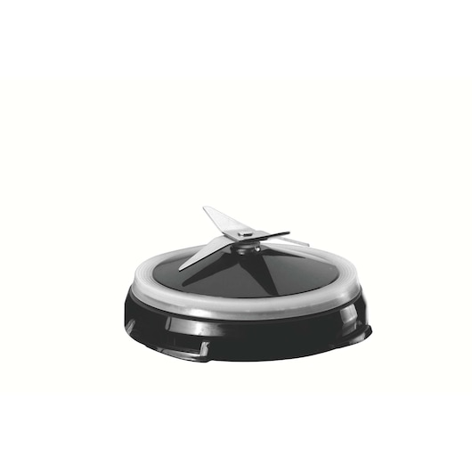 BLACKDECKER FX1050 blender blade assembly in black and silver, side angle on white background.