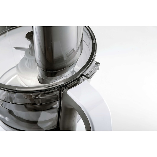 Photo of BLACKDECKER FX1075 food processor bowl and handle, close-up on white background.